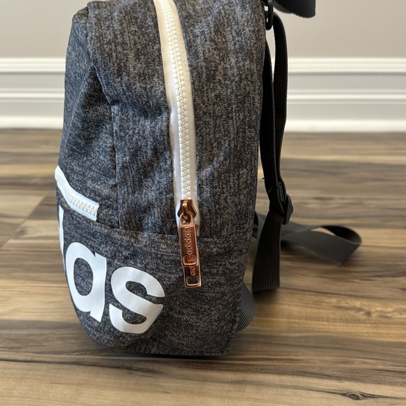 Adidas Linear Mini Backpack - Perfect! - Picture 6 of 7